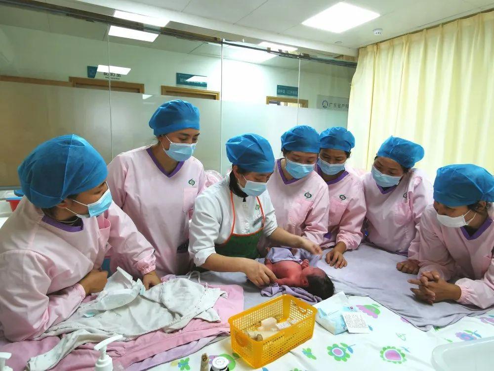 庆阳妇婴监护型护送